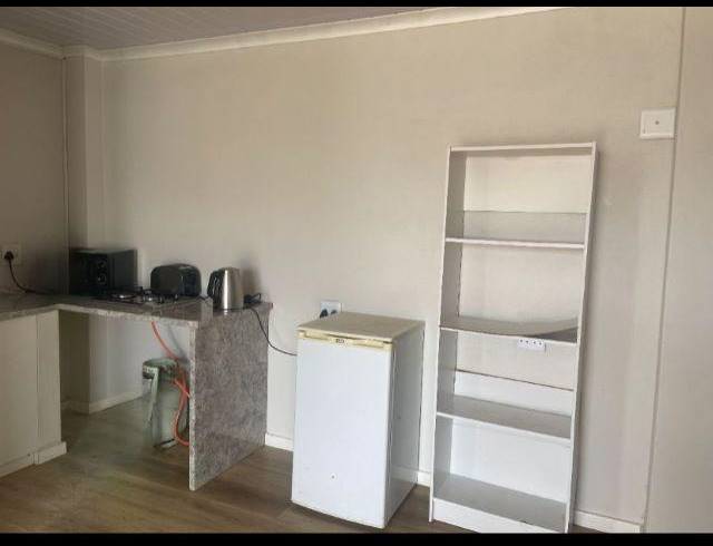 0 BEDROOM PROPERTY TO RENT IN RETREAT